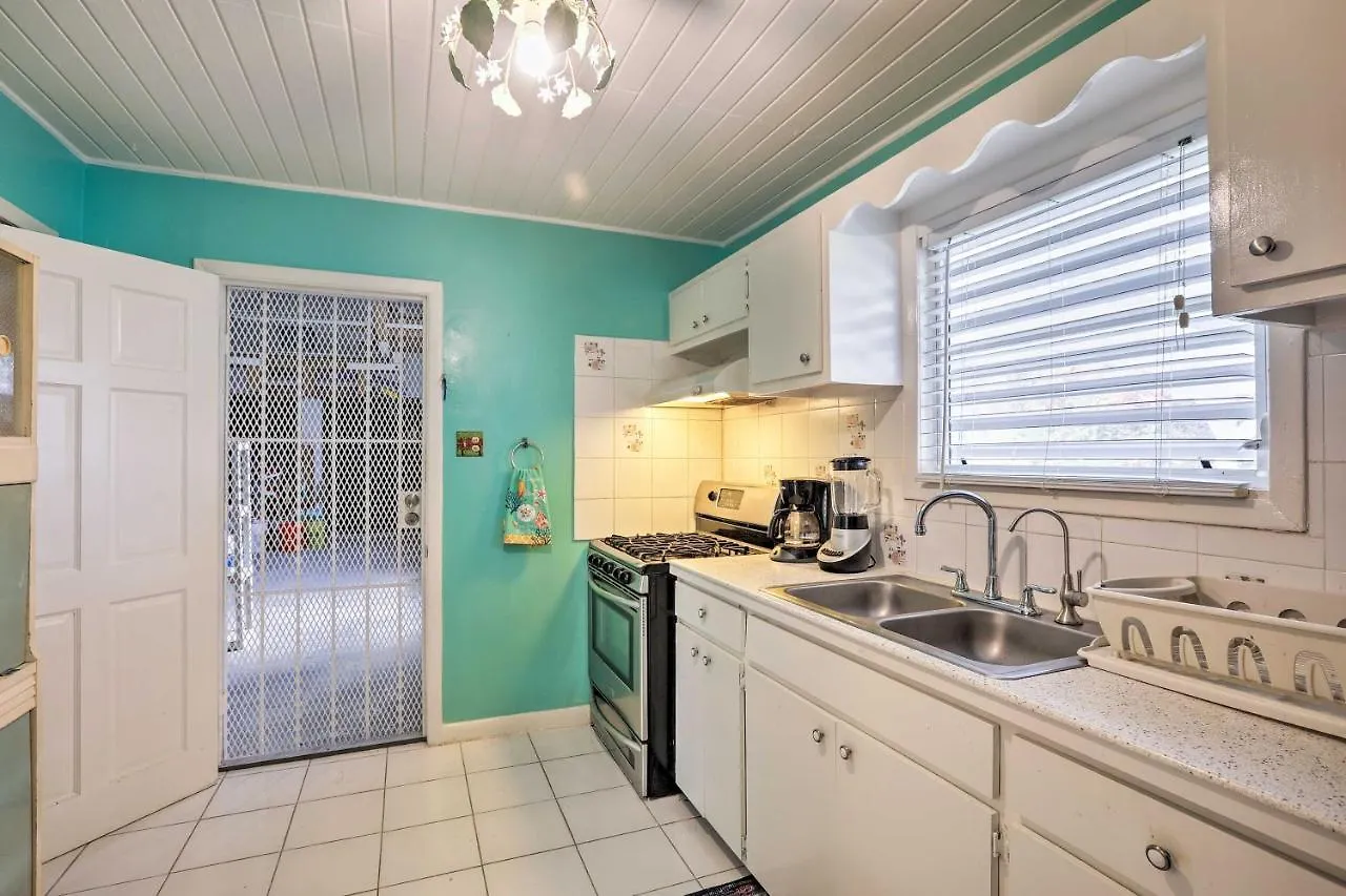 Дом отдыха St Croix Home With Caribbean Views - 1 Mi To Beach La Vallee