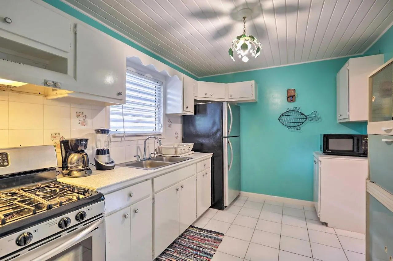 St Croix Home With Caribbean Views - 1 Mi To Beach La Vallee Дом отдыха